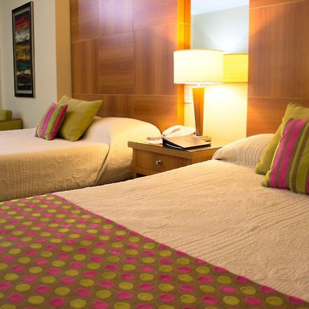 Turismo Hotel Casino 코리엔테스 외부 사진